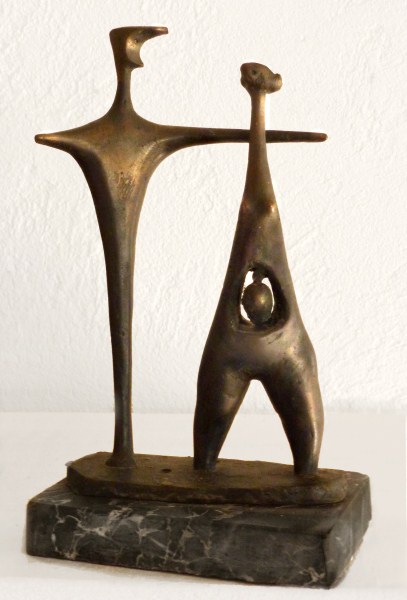 Expectant Couple: bronze Expectant Couple: bronze